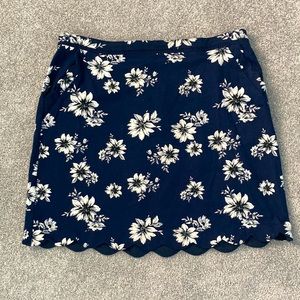 Skies Are Blue Navy & White Floral Pull-On Skirt